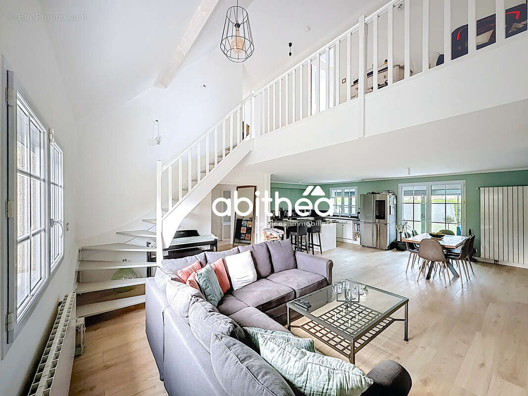 Maison à HENIN-BEAUMONT