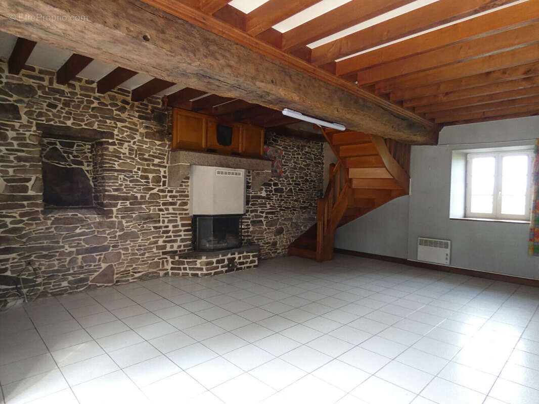 Maison 87 m² à Moulines  - photo 3