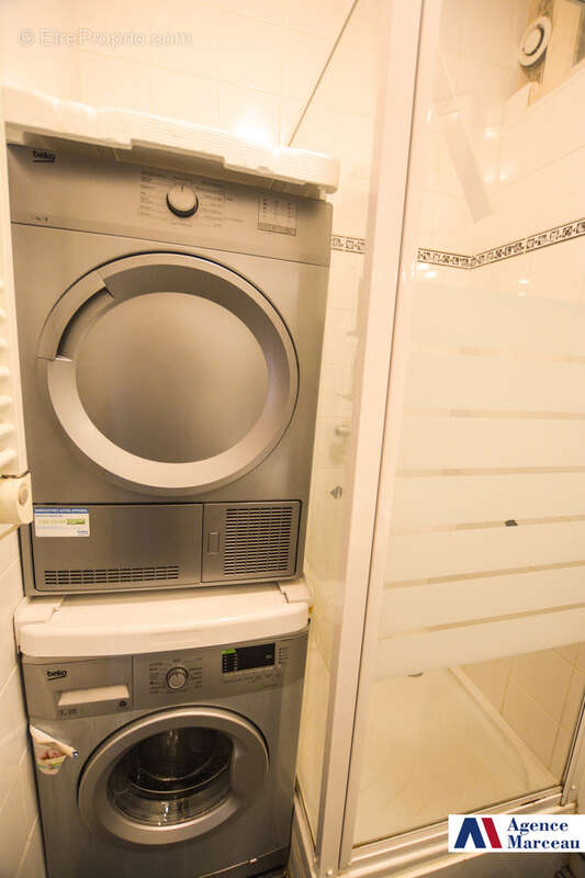 Appartement à COURBEVOIE