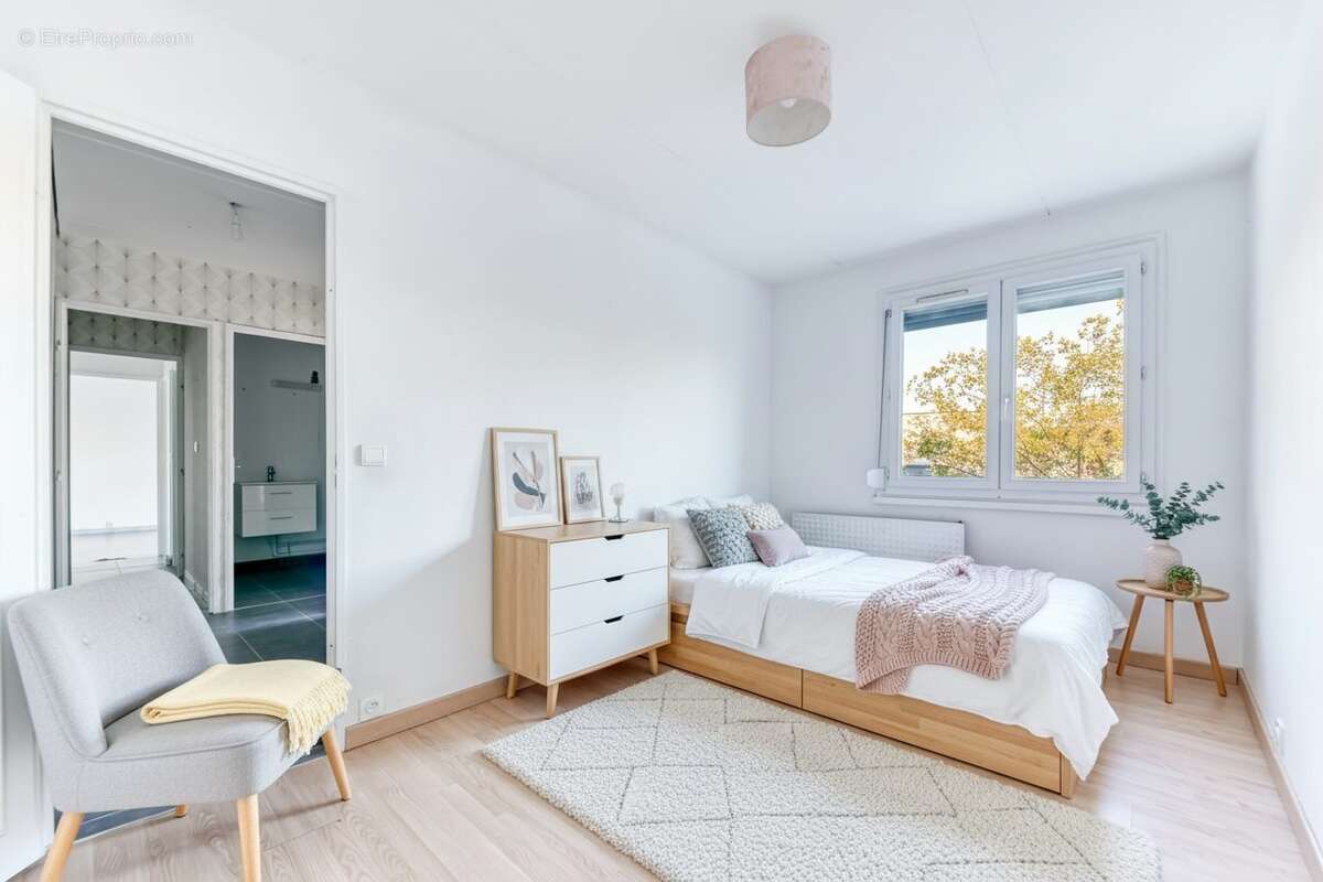 Appartement à VENISSIEUX