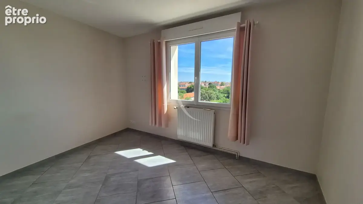 Superbe appartement dans résidence avec ascenseur à Rochefort - photo 8