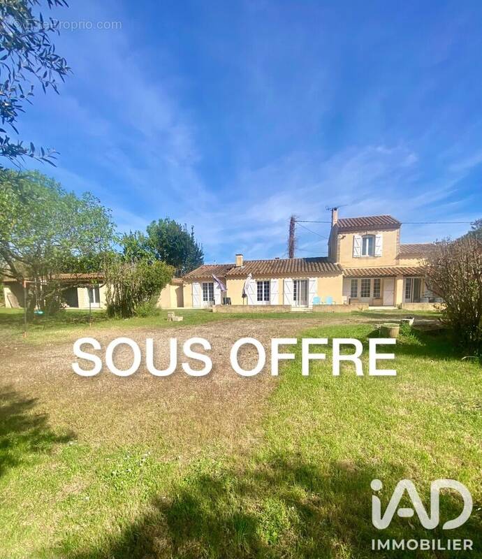 Photo 1 - Maison à ARLES