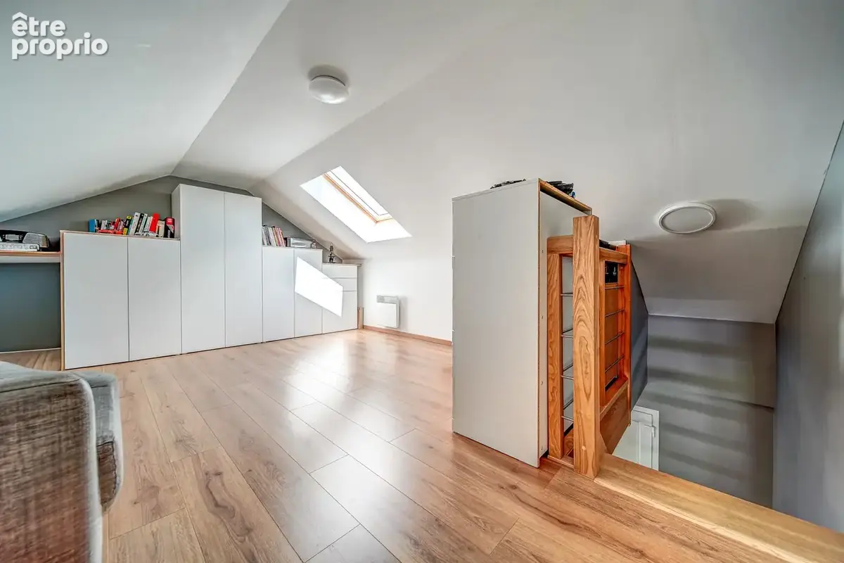 Maison individuelle avec sous-sol complet et jardin clos. - photo 17