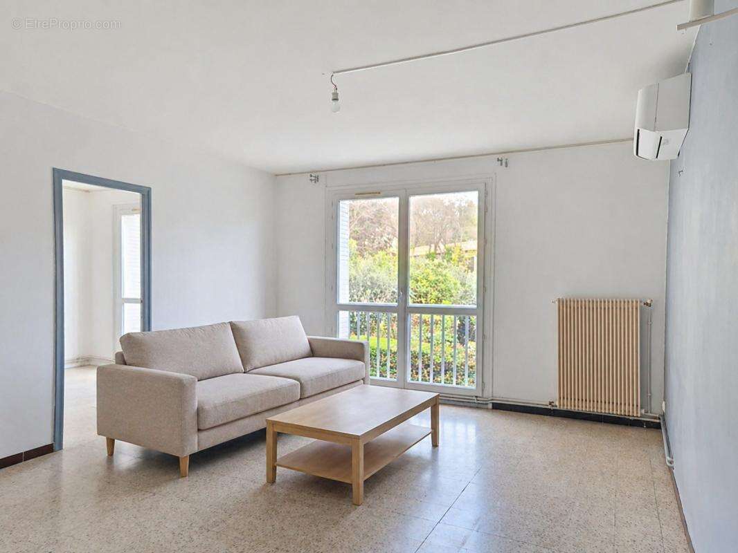 Appartement à NIMES