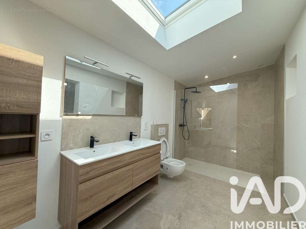 Photo 8 - Maison à CHATENAY-SUR-SEINE