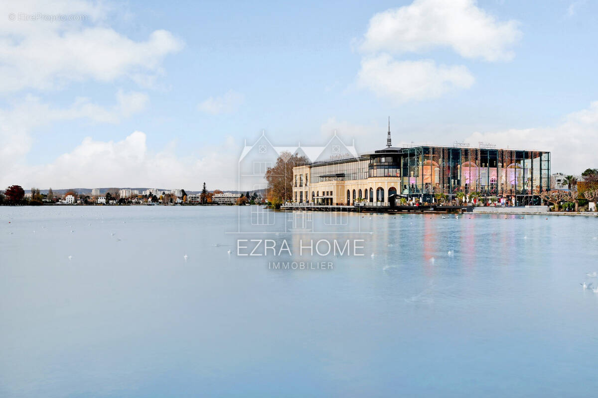 Appartement à ENGHIEN-LES-BAINS