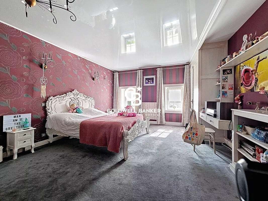 Maison à SAINT-JEAN-D&#039;ANGELY