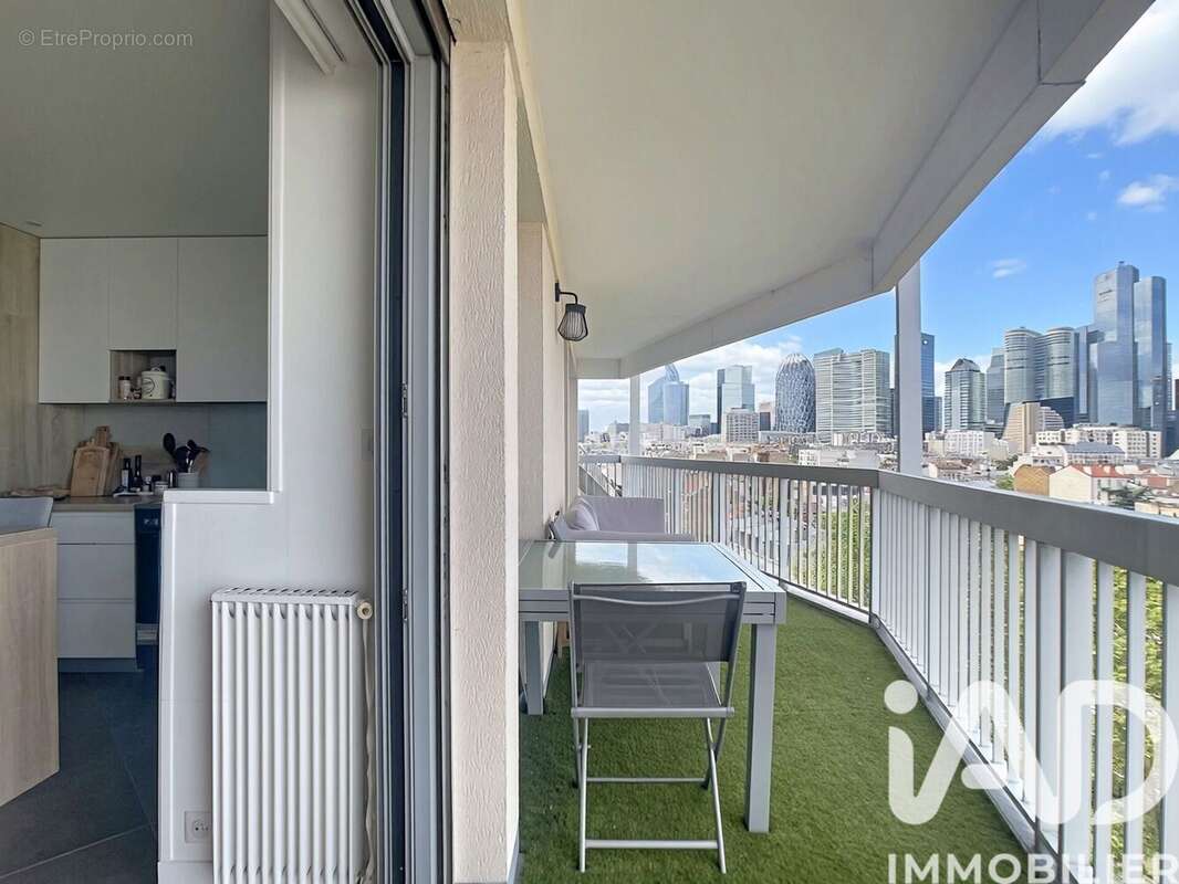 Photo 3 - Appartement à COURBEVOIE