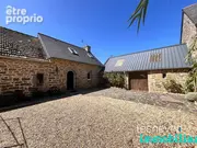 Maison à KERLOUAN