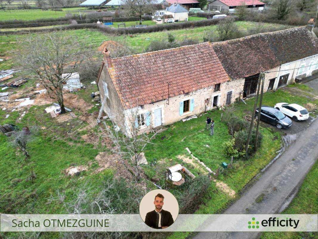 Maison à LIGNAC