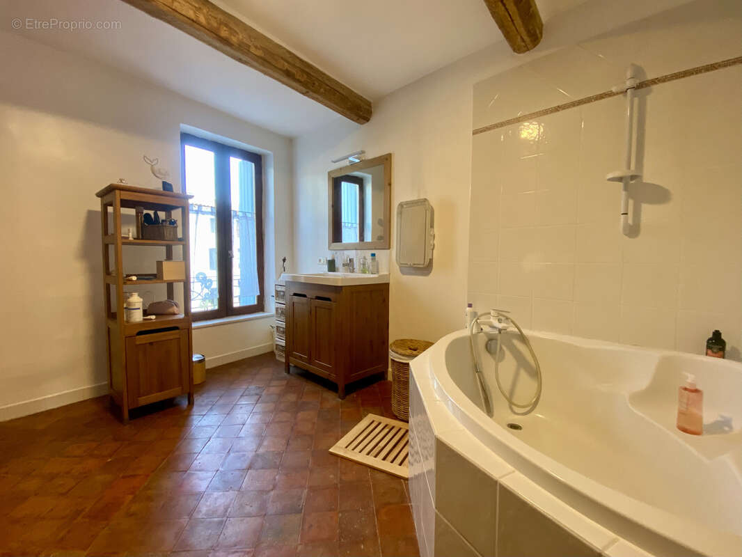 Maison à MALAUCENE
