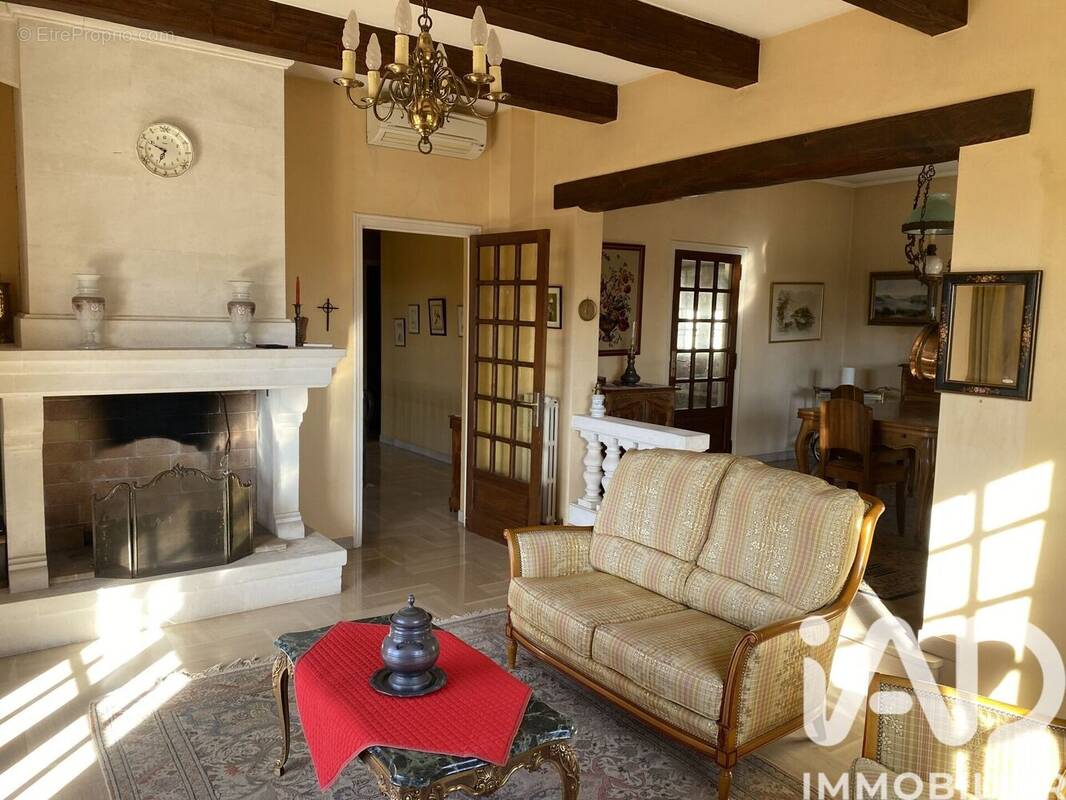 Photo 1 - Maison à LUNEL