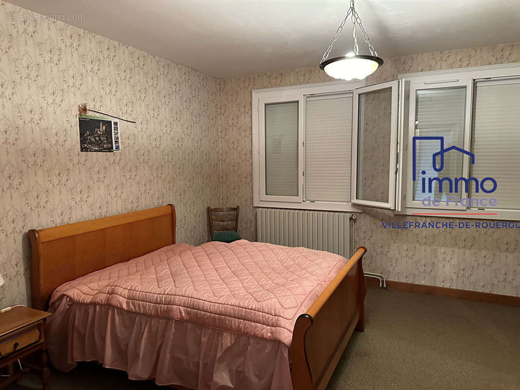 Maison à LA SALVETAT-PEYRALES