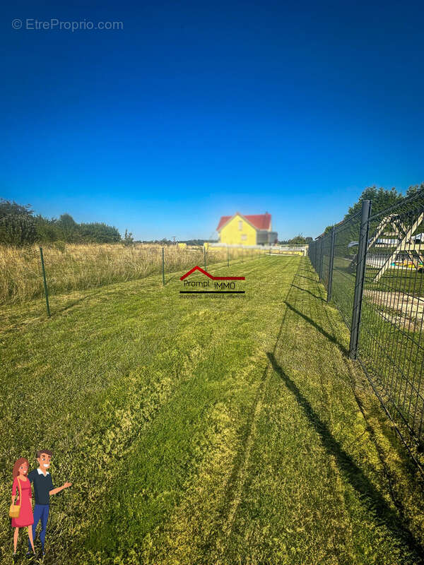 Terrain à ABBEVILLERS