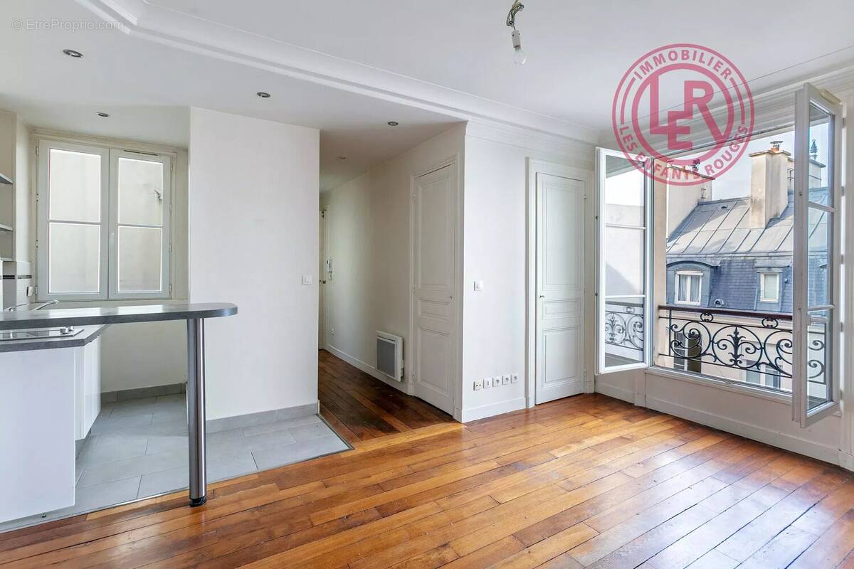 Appartement à PARIS-4E