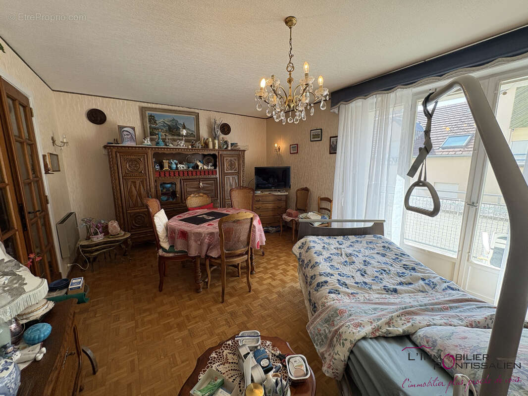 Pontarlier - appartement t3 - balcon - photo 4