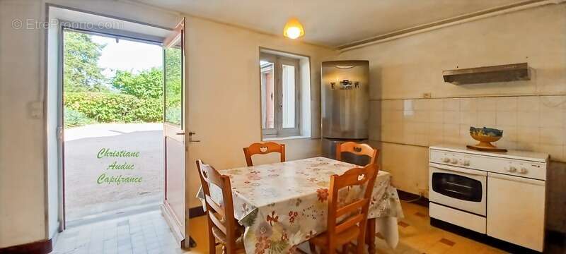 Saint Bonnet de Joux. Investissement locatif. Maison avec locataire en place, 3 pièces, 70 m², avec cour, sur terrain de 191 m² - photo 6