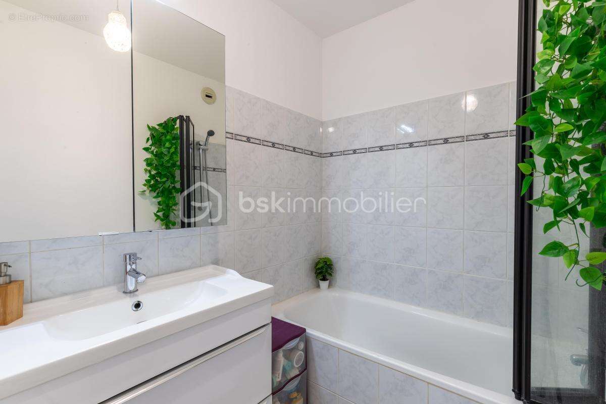 Appartement 2 pièces de 46.49 m² 77410 CLAYE-SOUILLY - photo 10