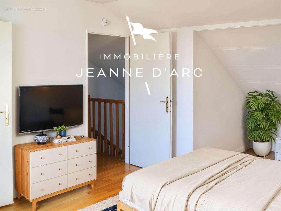 Maison à VERSAILLES