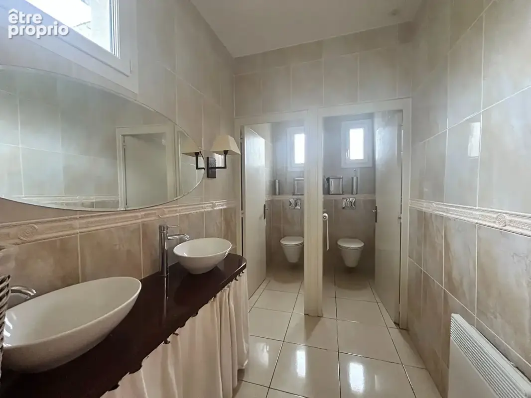 Mérignac (16) 220 m²  double destination fort potentiel - photo 5