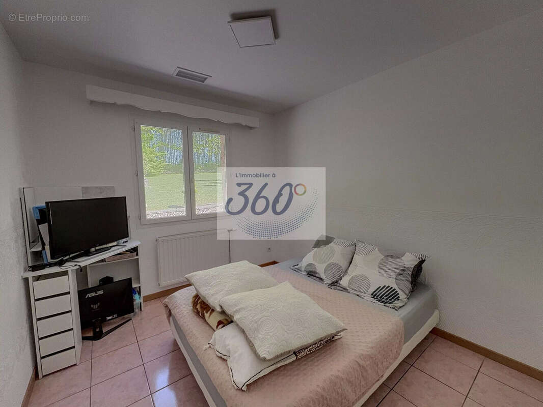 Maison 130 m² à Louhans  - photo 6