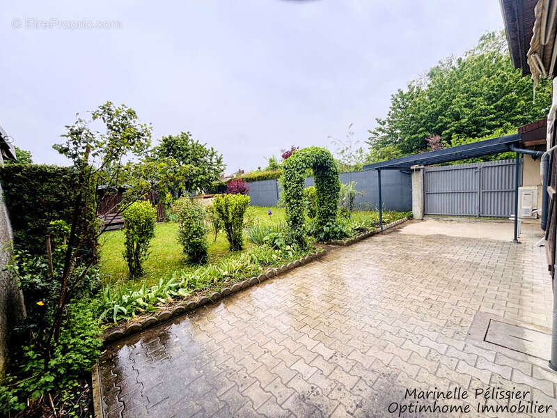 Maison à BONNEVILLE