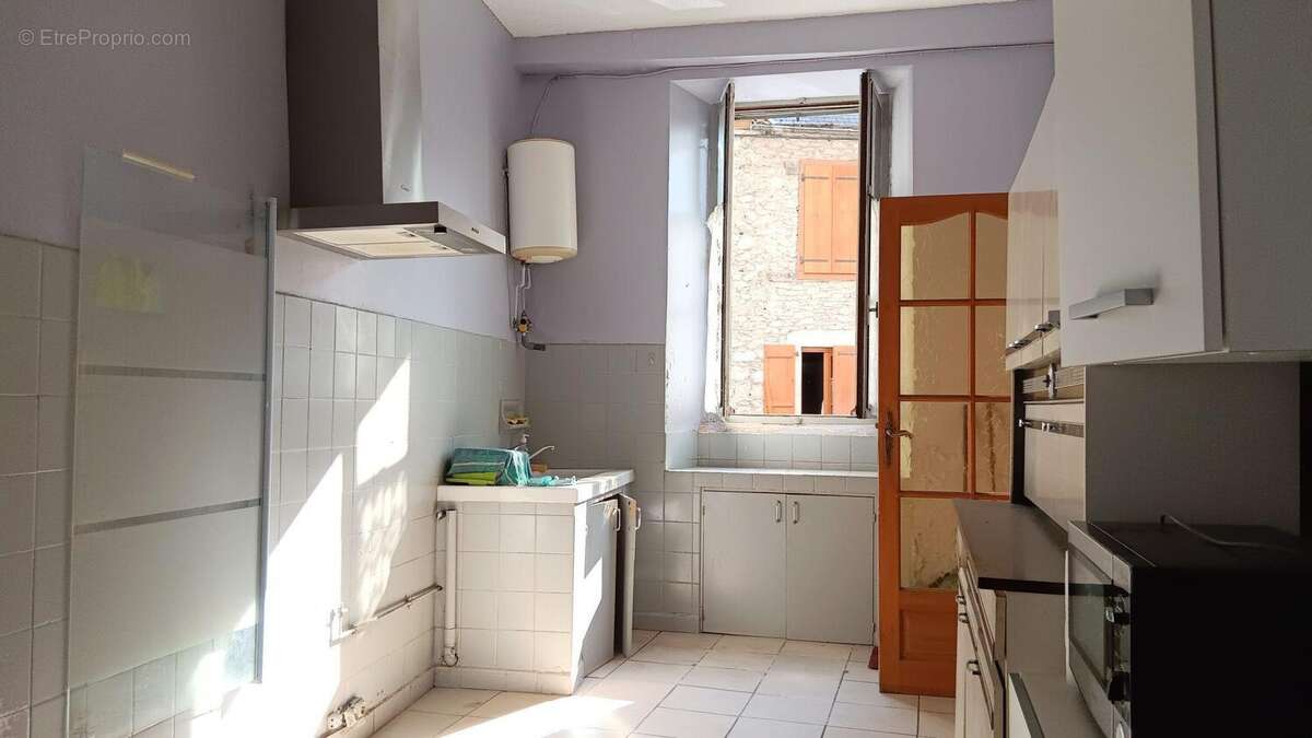 Maison à SAINT-BEAT