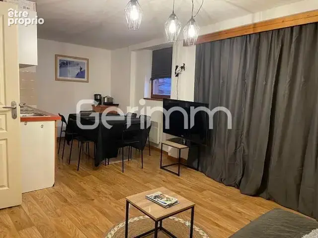 Vente - Appartement - 2 pièces + cuisine - 38 m² - 130 000 € - - photo 4