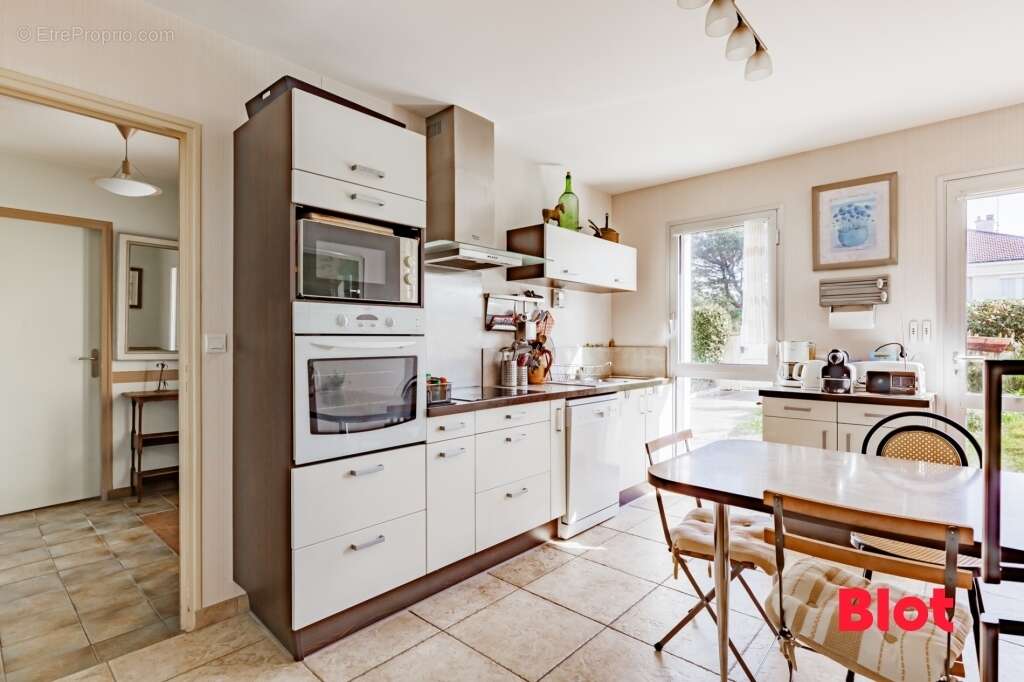 Maison à SAINT-MICHEL-CHEF-CHEF