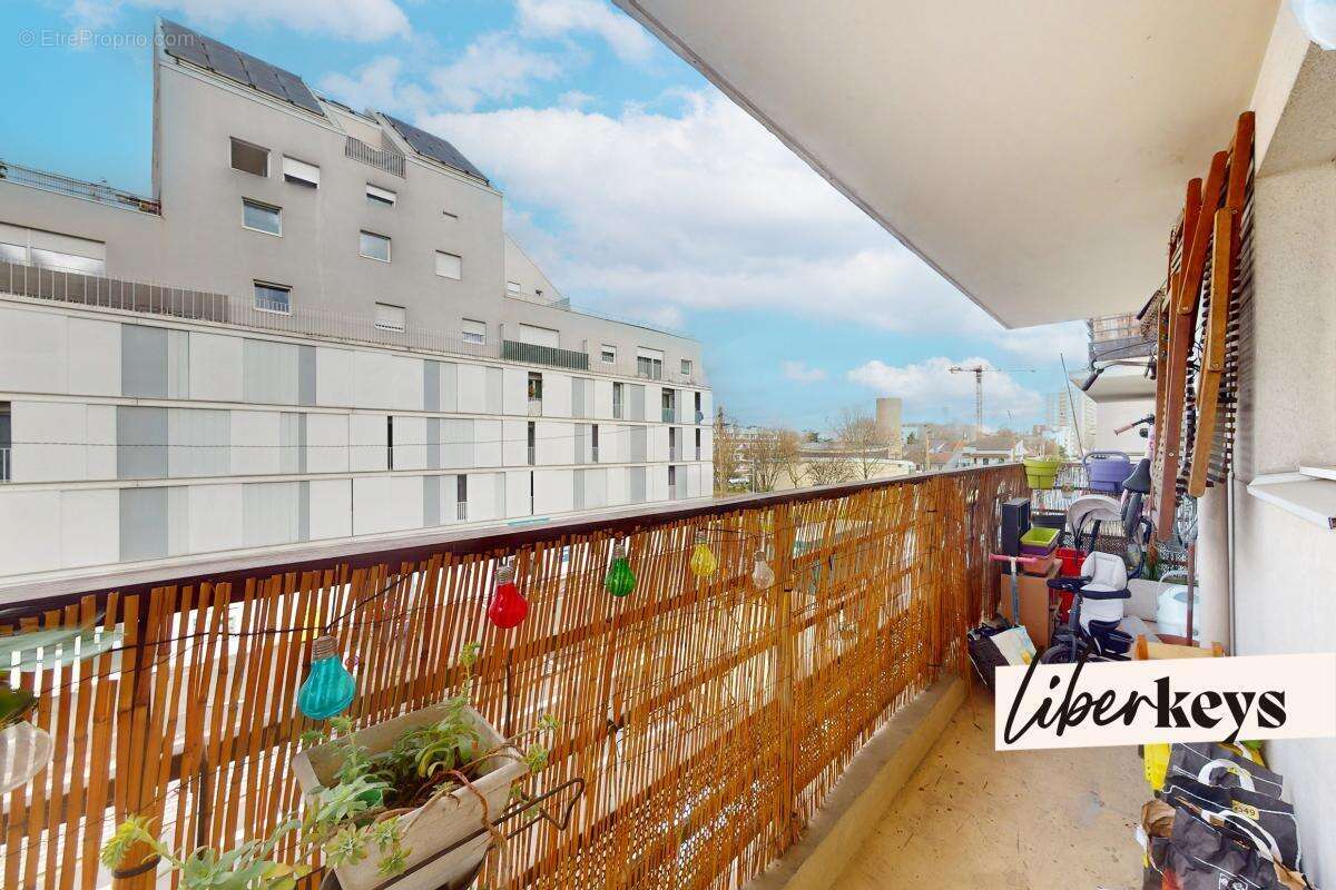 Appartement à COLOMBES
