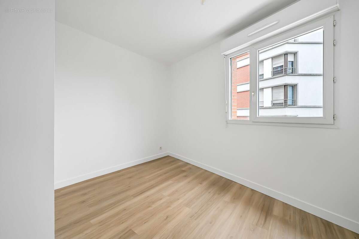 Chambre 2 enfant  - Appartement à SAINT-DENIS