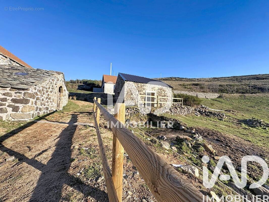 Photo 1 - Maison à MEZILHAC