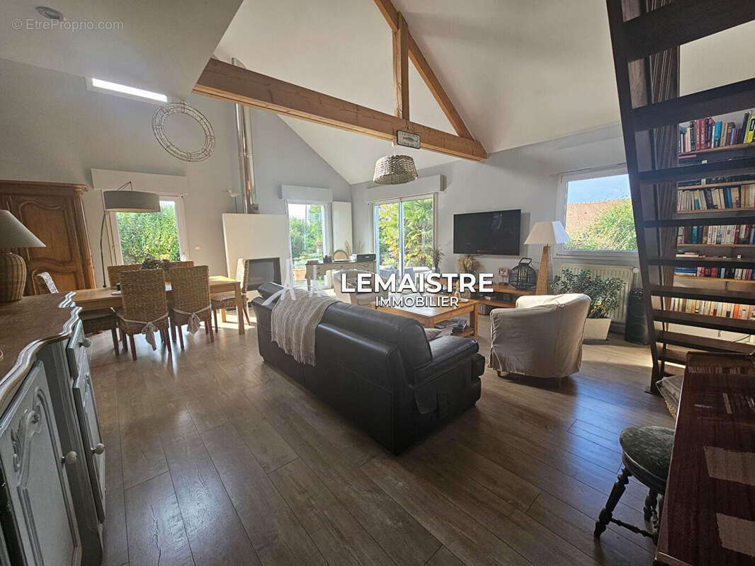 Maison à FONTAINE-LA-MALLET