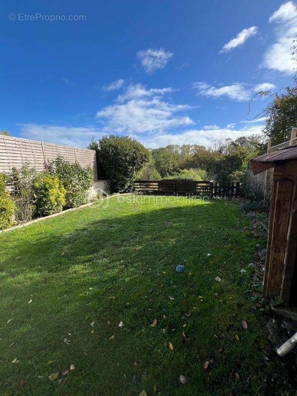 Maison à LE PERCHAY