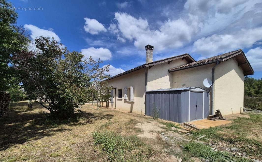 Maison à SAINT-JEAN-DE-BLAIGNAC