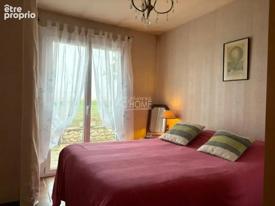 Maison de plain-pied avec terrasse et vue dégagée sur la campagne - photo 8
