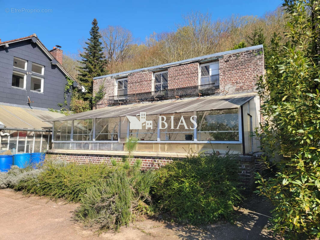 Autre à SAINT-PIERRE-DE-VARENGEVILLE