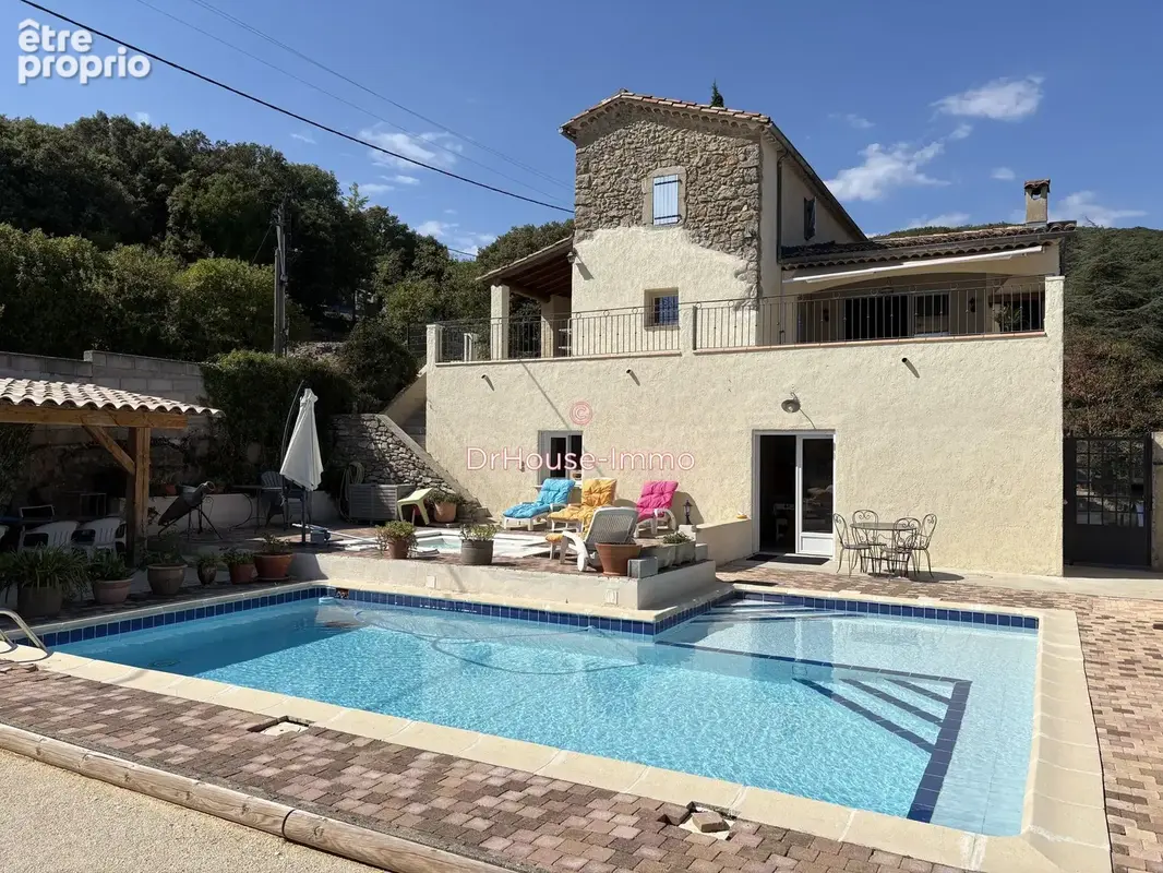 Maison à LAVAL-PRADEL
