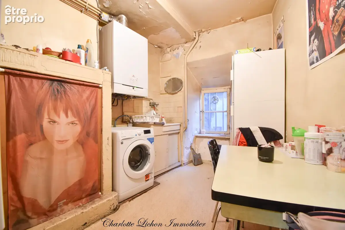 Vente des murs et du fonds de commerce - salon de coiffure de 31 m2 - appartement de 34 m2 - photo 8