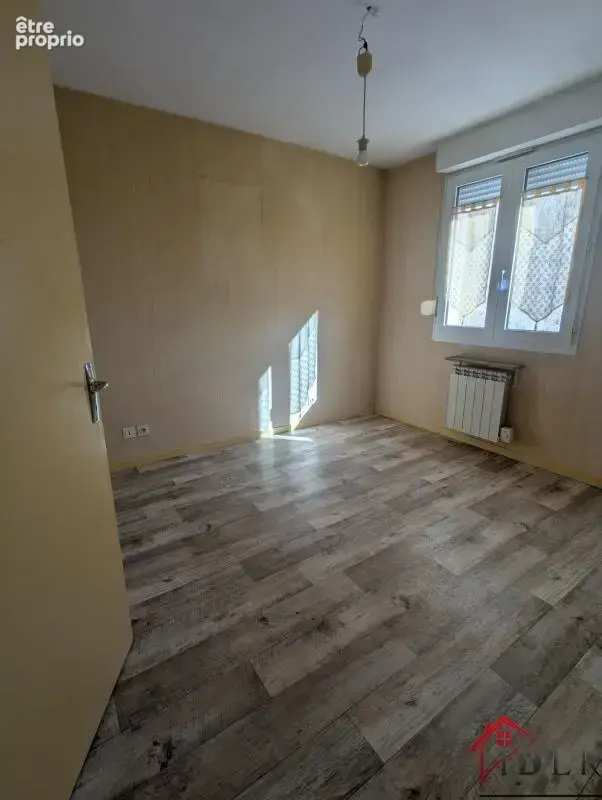 Appartement T3 avec garage et cave à Arc-lès-Gray - photo 4