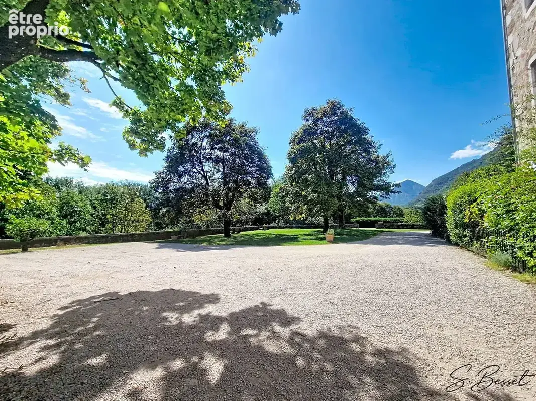 Vivre au Château de Varces   T3 de 64 m2 au cœur d’un écrin de verdure - photo 15