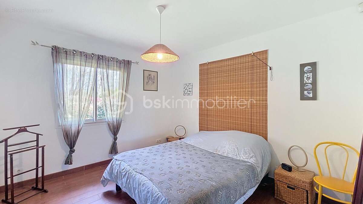 Maison plain-pied 125 m² avec piscine sur 2000 m² de terrain - photo 7