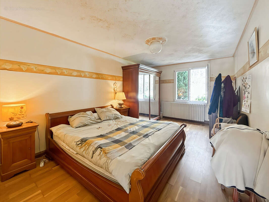 Maison Grisy-les-Platres 8 pièces - 5 chambres 145m2 - photo 8