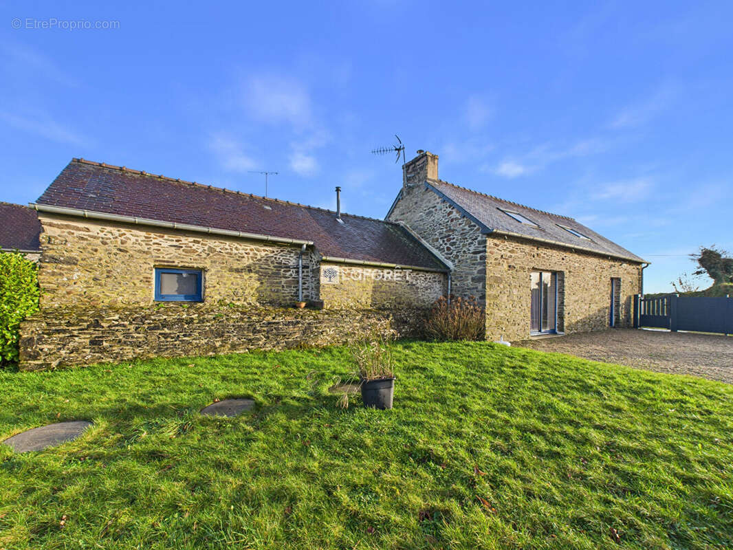 Pleyben - exclusivité - maison - 5 pièces - photo 13