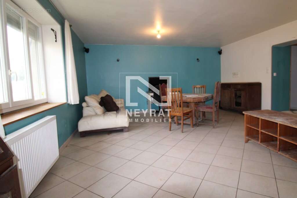 Maison à SAINT-MARTIN-EN-BRESSE