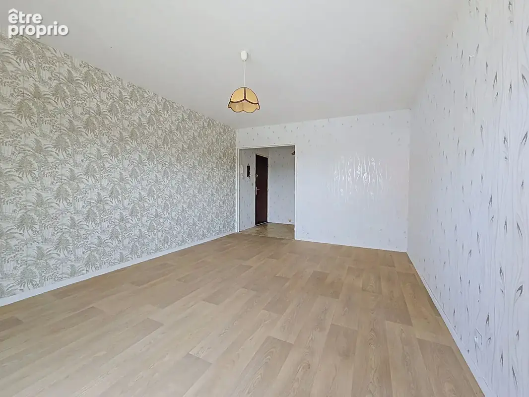 Appartement F4 avec balcon, parking et cave - photo 3