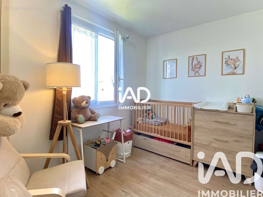 Photo 9 - Appartement à LIVRY-GARGAN