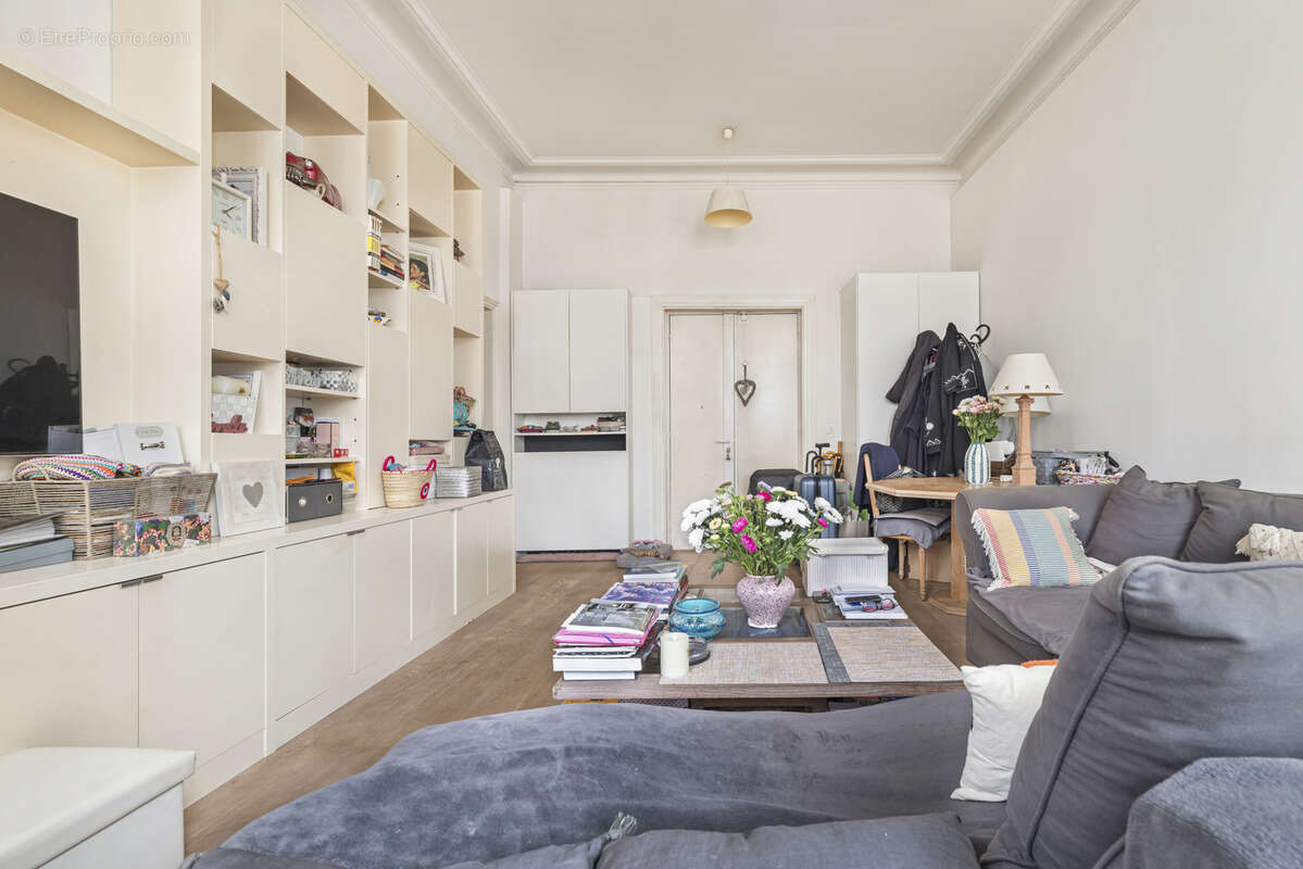 Appartement à PARIS-2E