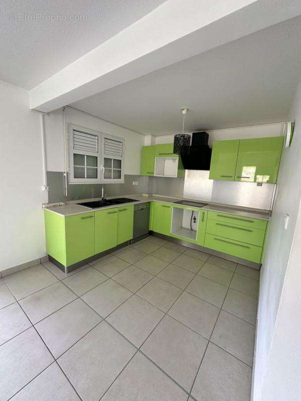 Appartement à LE ROBERT