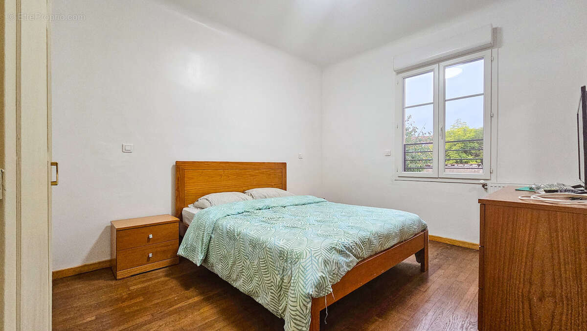 Maison à SARTROUVILLE